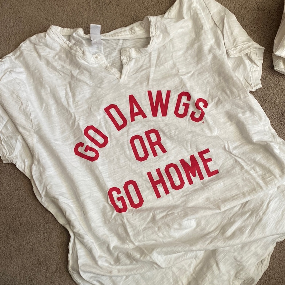 Go Dawgs t-shirt